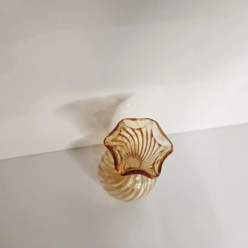 Vintage Amber Hand Blown Glass Bud Vase Swirl Ribbed Ruffle Rim 4